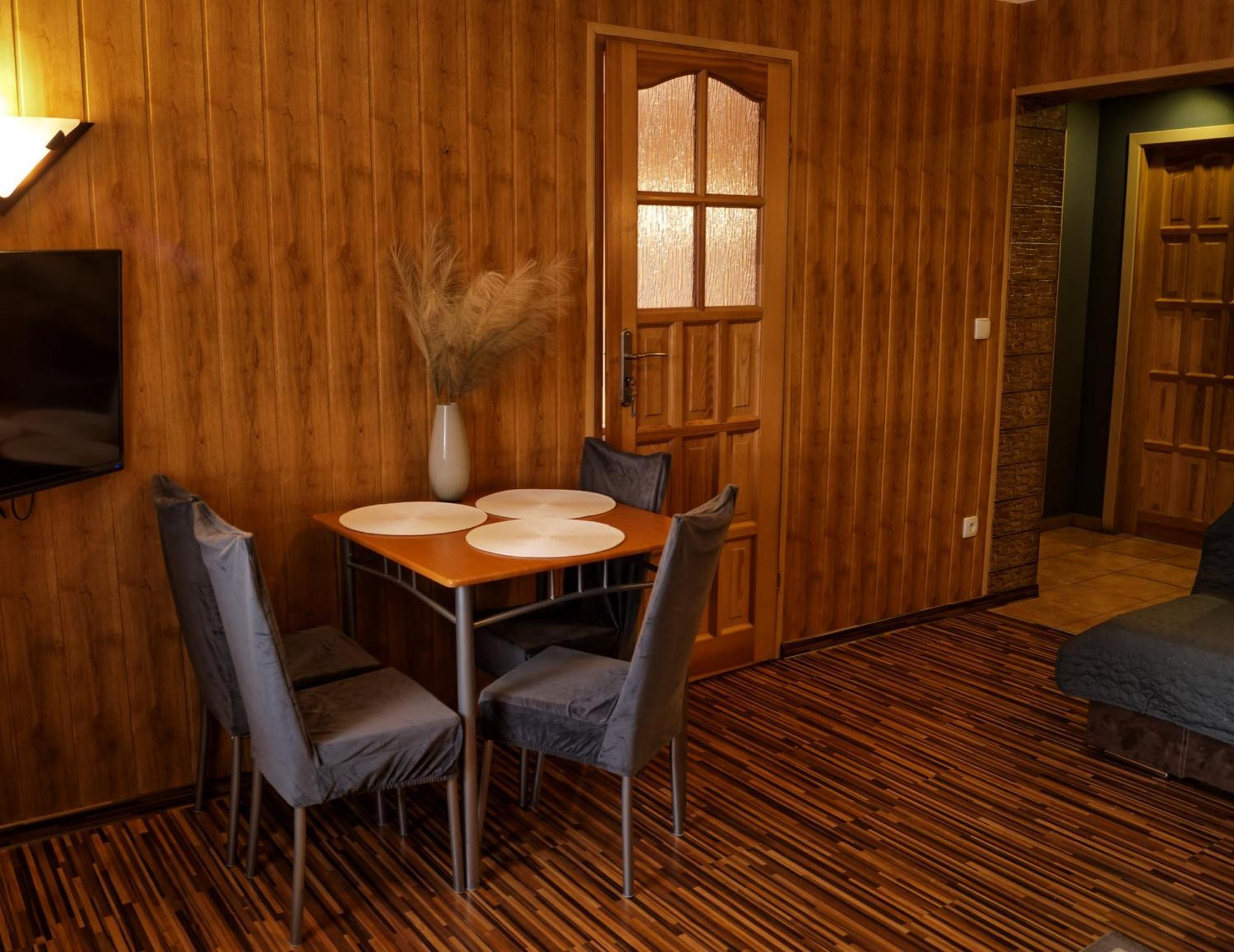 Pod Kolejka Apartment